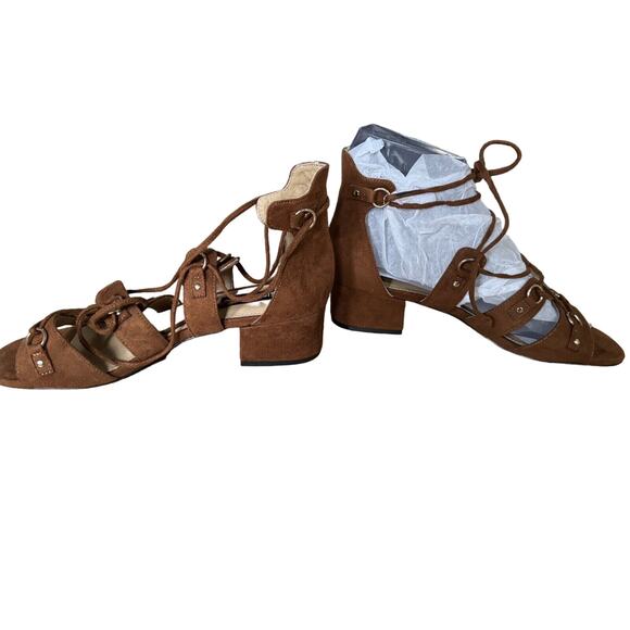 $225 NIB Lord & Taylor 7.5 Gladiator Cognac Lace Up Sandals New - Picture 3 of 10